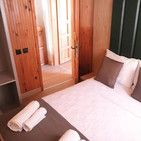 Perast Garden Hotell *